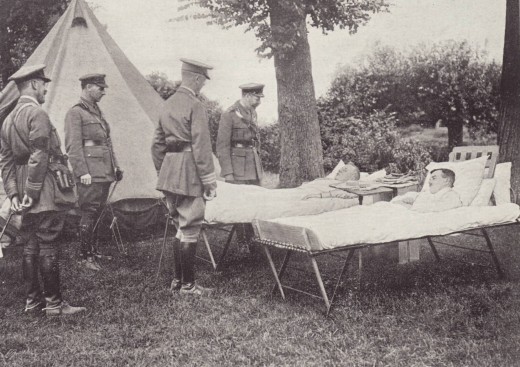King George V of England visits a field hospital in France.  Cover photo from a 1918 edition of RED CROSS® Notes, from our archives.