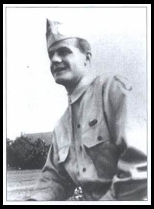 Vinnie Utz in uniform, WWII.  Photo courtesy of the Utz family and reproduced in The Pingry Review, Spring/Summer 1994.