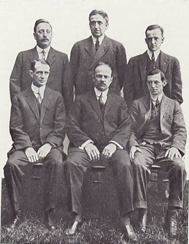 bowling-team-1914